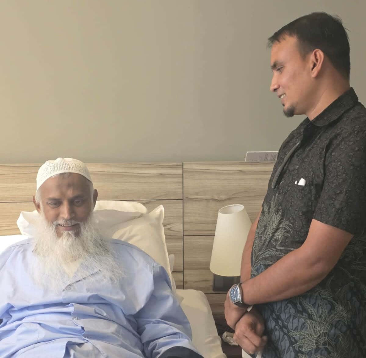 ধর্মমন্ত্রী কায়কোবাদের শারীরিক অবস্থার উন্নতি, দেশবাসীর কাছে দোয়া কামনা